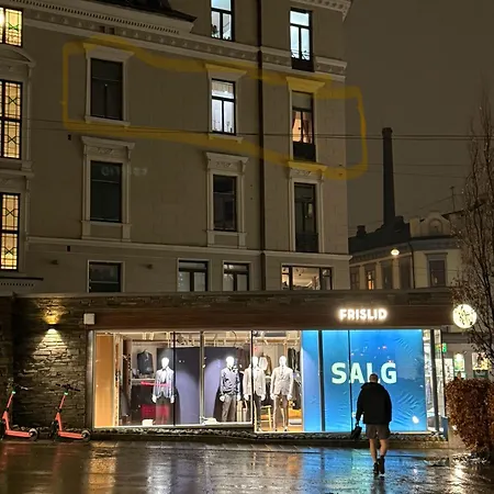 Center Close To Kings Palace Apartament *