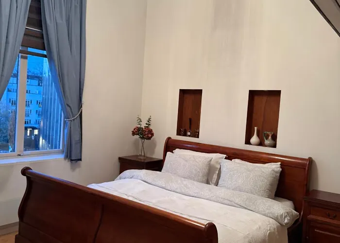 Center Close To Kings Palace Apartment *